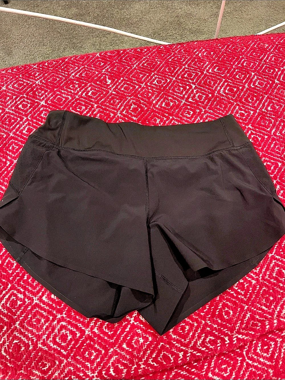 Athleta Run With It 3.5" Short Black Medium